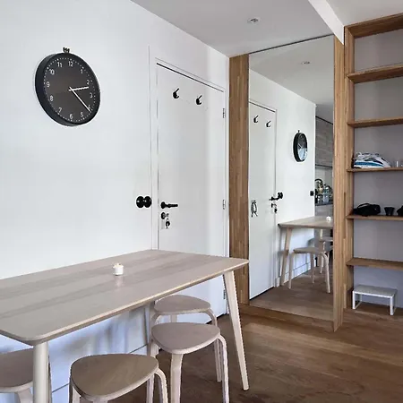 Say Hello To The Eiffel Tower Apartment Paris Exterior photo